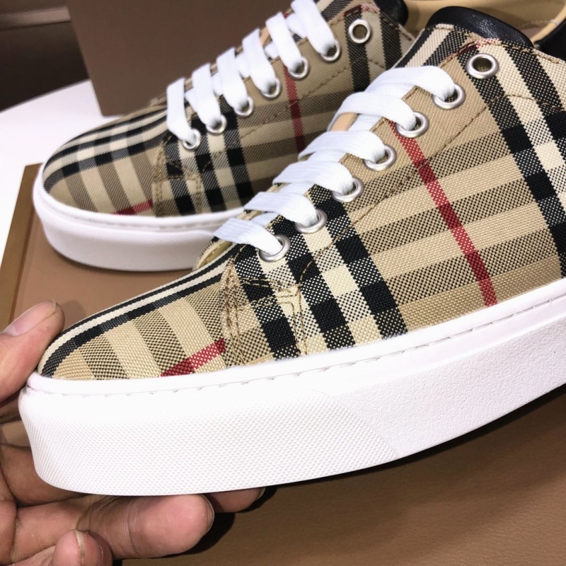 Burberry Sneakers